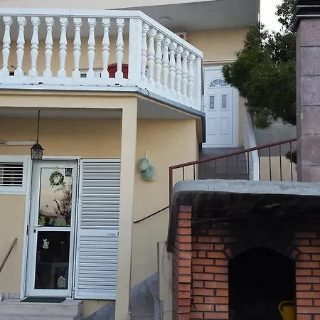 Gevera Apartament *